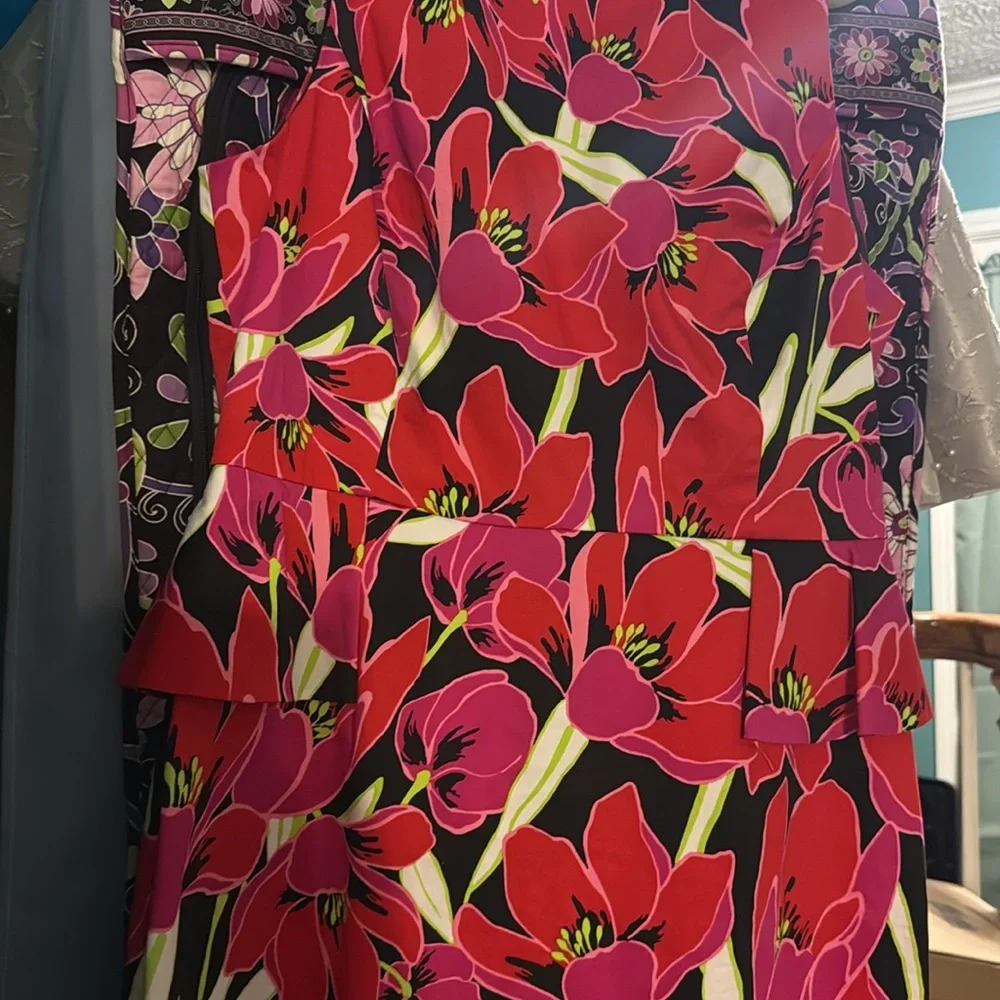 KATE SPADE Sz 14 RIO SLEEVELESS PEPLUM DRESS SHEATH Floral TROPICAL RED/PINK. - Picture 2 of 16
